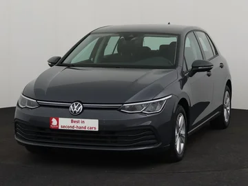 VOLKSWAGEN Golf (2024)