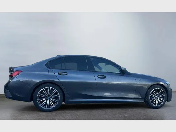 BMW 3 (2021) — foto 17 van 23