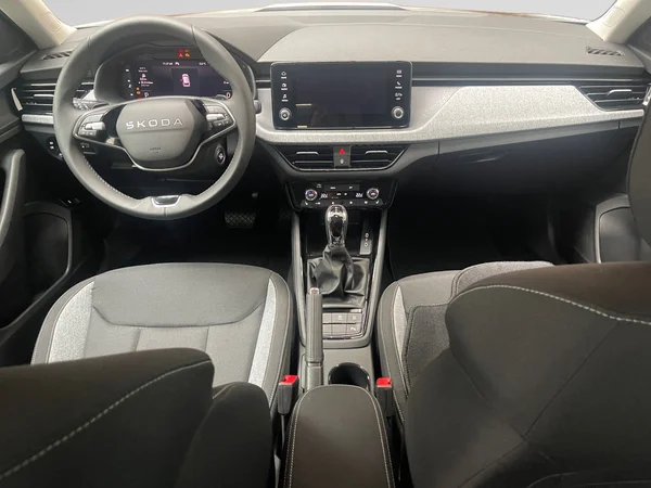 SKODA Kamiq (2026) — foto 8 van 9