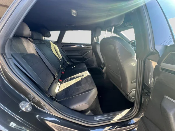 VOLKSWAGEN Arteon Shooting Brake Dsl (2021) — foto 4 van 18