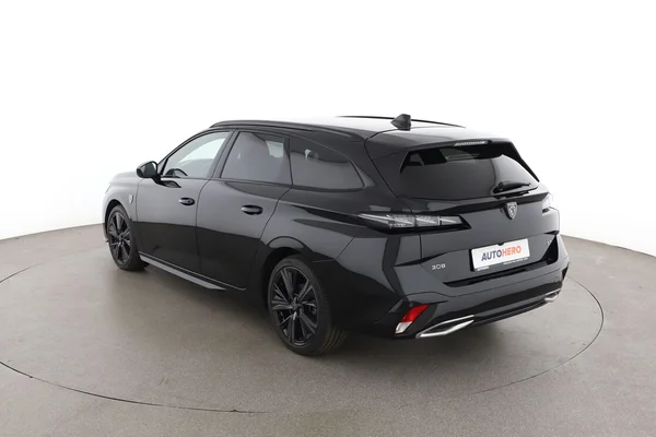Peugeot 308 (2023) — foto 10 van 16