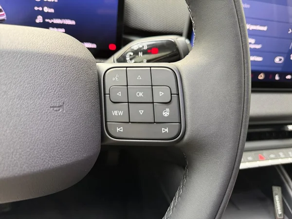 VOLKSWAGEN ID.Polo (2026) — foto 4 van 19