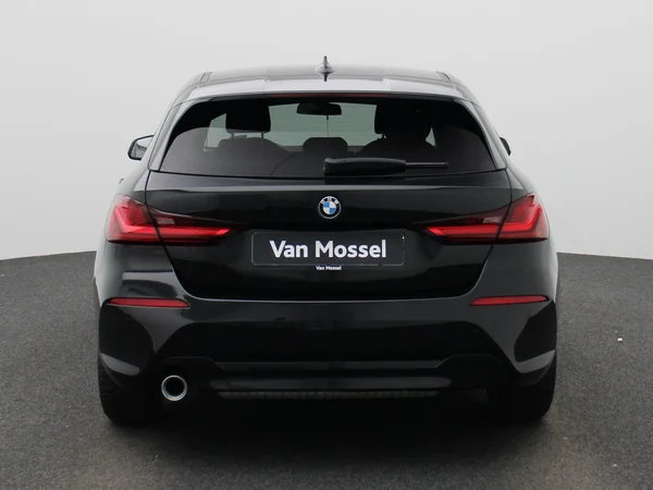 BMW 1 Reeks (2024) — foto 36 van 40