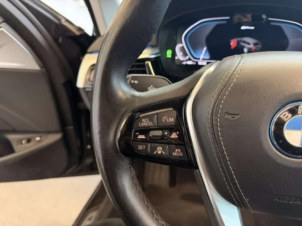 BMW 5 Serie (2022) — foto 11 van 25
