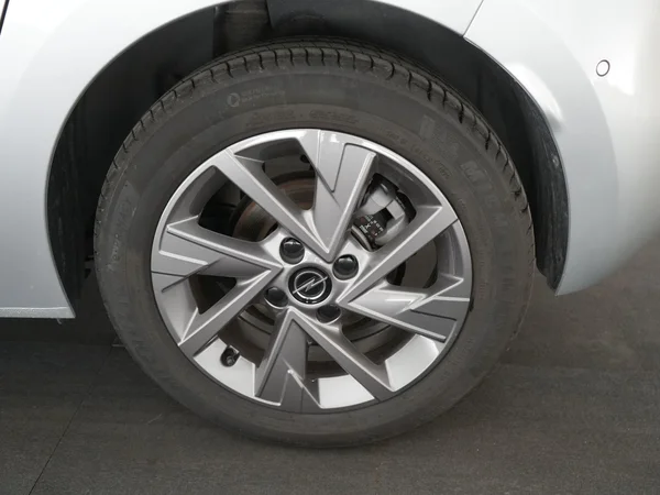 Opel Corsa (2025) — foto 6 van 23