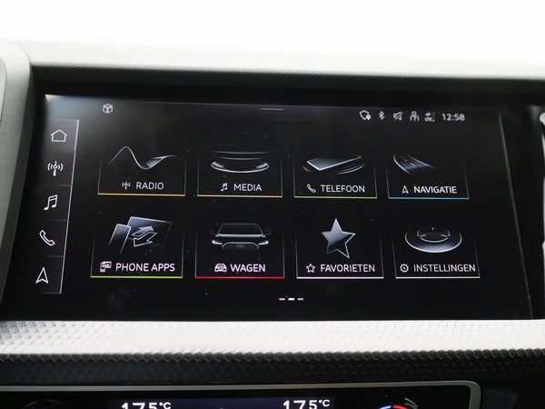 Audi A1 Sportback (2023) — foto 9 van 38
