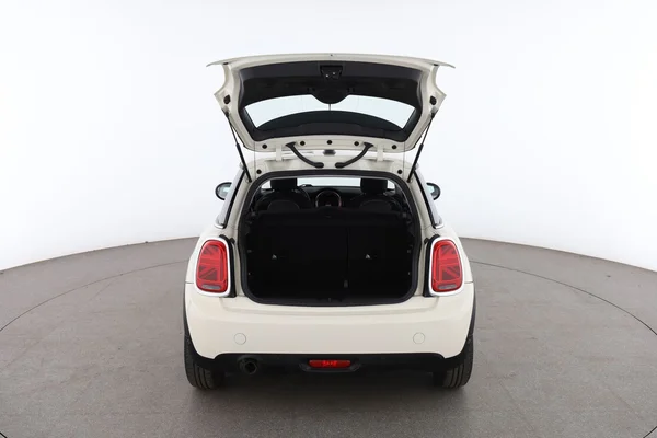 MINI Mini (2018) — foto 7 van 16