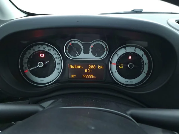 Fiat 500L Trekking (2017) — foto 5 van 29