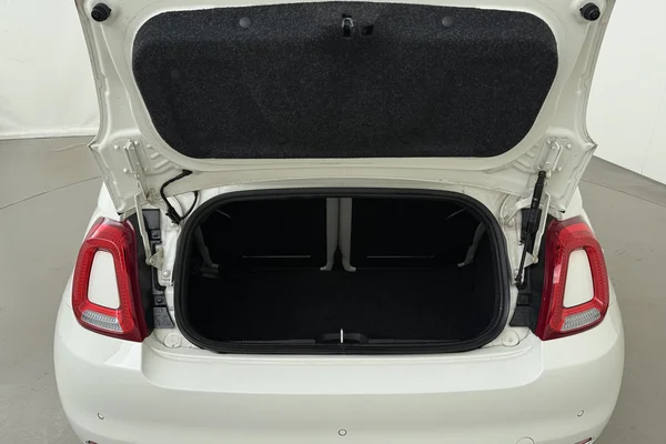Fiat 500c (2021) — foto 14 van 18