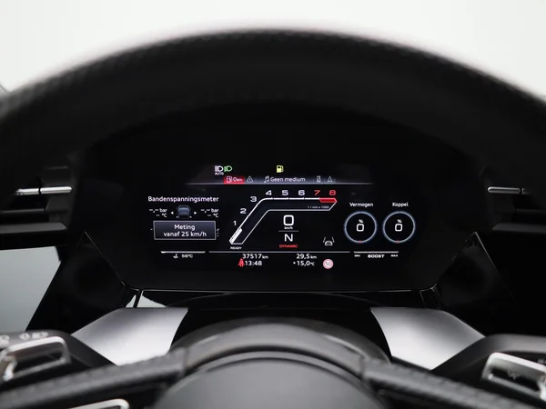 Audi RS3 (2024) — foto 14 van 65
