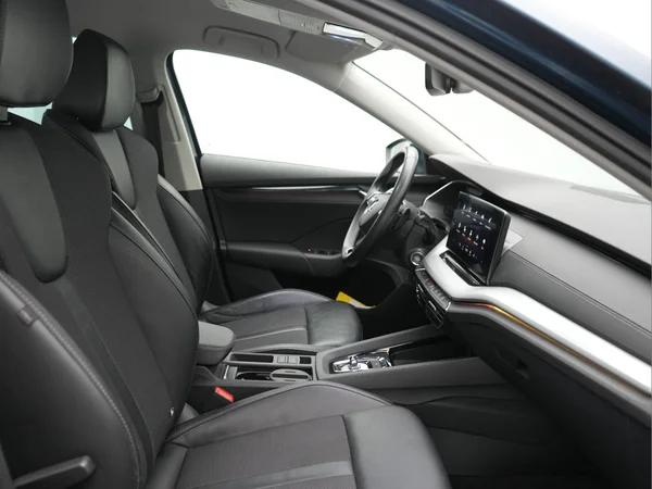 SKODA Octavia SW (2022) — foto 9 van 28