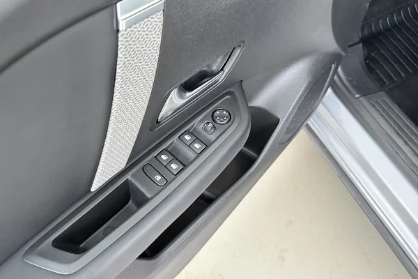 Citroen C4 (2024) — foto 9 van 18
