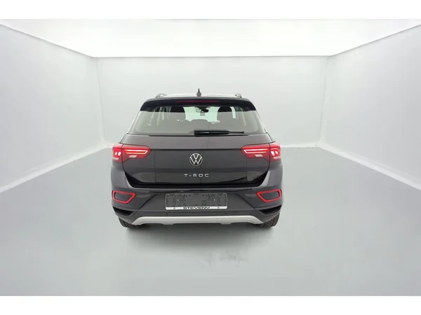 VOLKSWAGEN T-Roc (2024) — foto 33 van 36