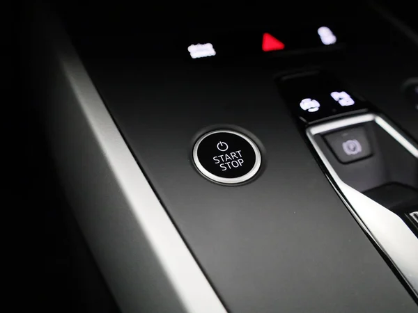 Audi Q4 Sportback e-tron (2023) — foto 25 van 52