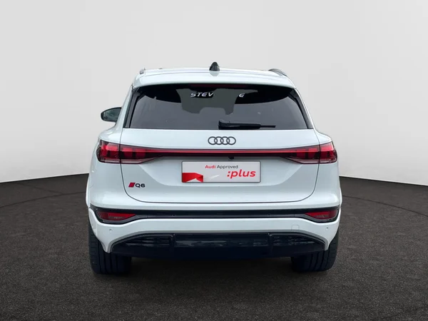 AUDI Q6 e-tron (2024) — foto 10 van 24