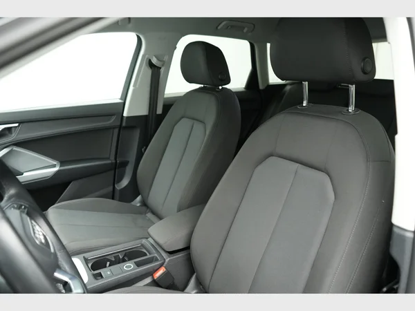 AUDI Q3 (2021) — foto 16 van 30