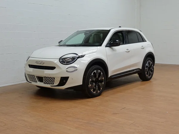 Fiat 600 (2026) — foto 21 van 25