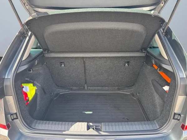 SKODA Kamiq (2022) — foto 21 van 28