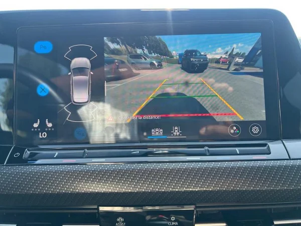 VOLKSWAGEN Golf VIII Dsl (2022) — foto 15 van 25