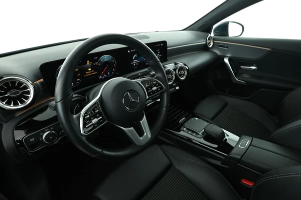 Mercedes-Benz A-Klasse (2021) — foto 2 van 16