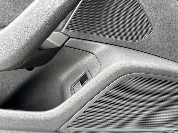 AUDI A6 Avant (2023) — foto 16 van 16