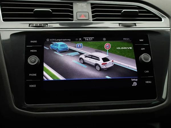 Volkswagen Tiguan (2024) — foto 27 van 43