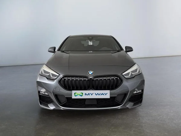 BMW Serie 2 218 (2020) — foto 11 van 17
