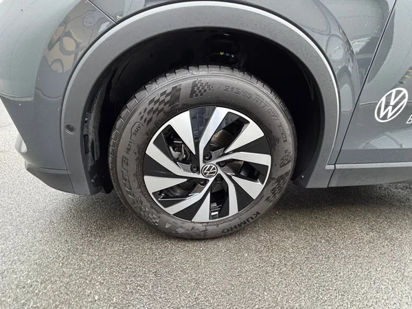 VOLKSWAGEN Tiguan (2025) — foto 24 van 24
