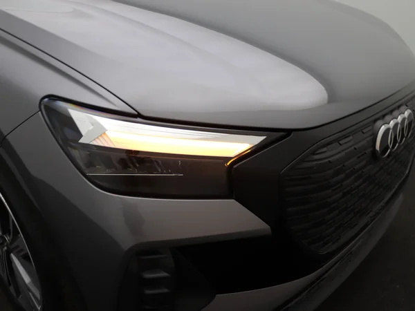 AUDI Q4 e-tron (2024) — foto 22 van 25