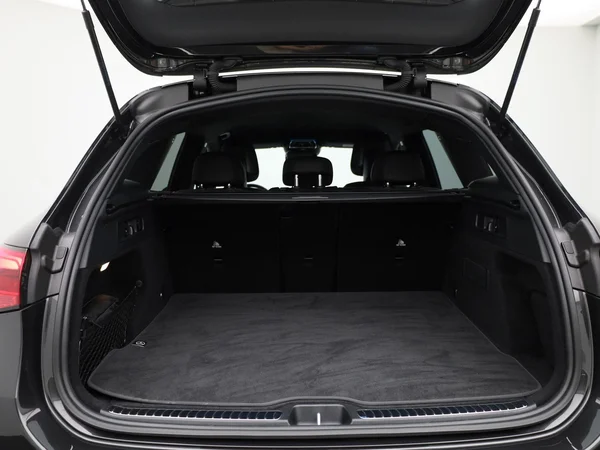 Mercedes-Benz GLC (2025) — foto 7 van 45