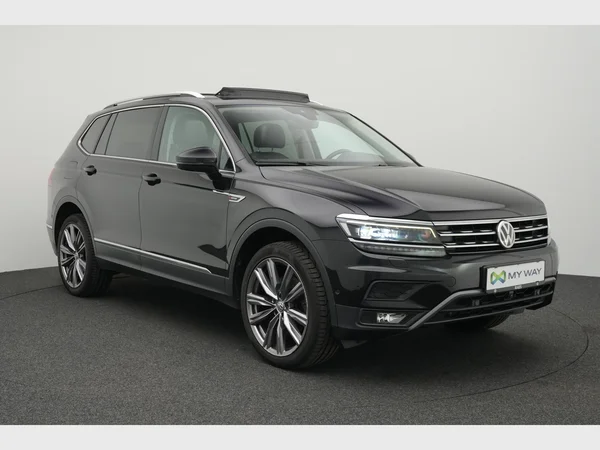 VOLKSWAGEN Tiguan Allspace (2018) — foto 17 van 32