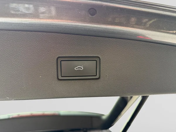 VOLKSWAGEN Tiguan Allspace (2023) — foto 7 van 19