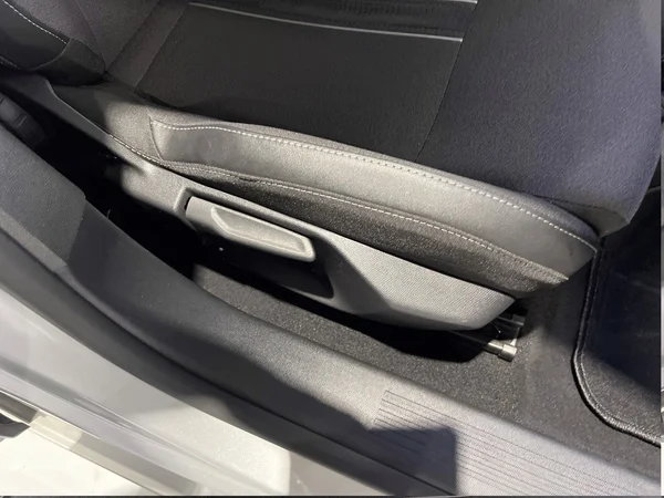 Opel Astra (2024) — foto 28 van 54