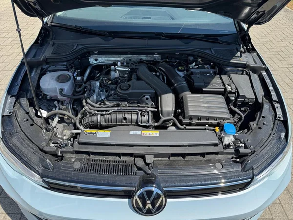 VOLKSWAGEN Golf VIII (2025) — foto 15 van 24