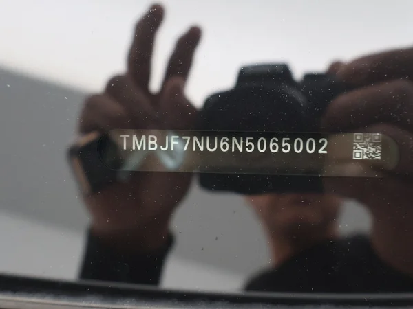 SKODA Karoq (2022) — foto 21 van 24