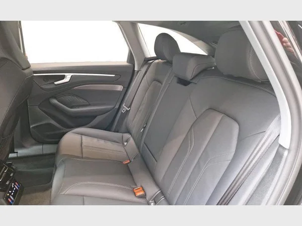 Audi A6 Avant (2025) — foto 7 van 16