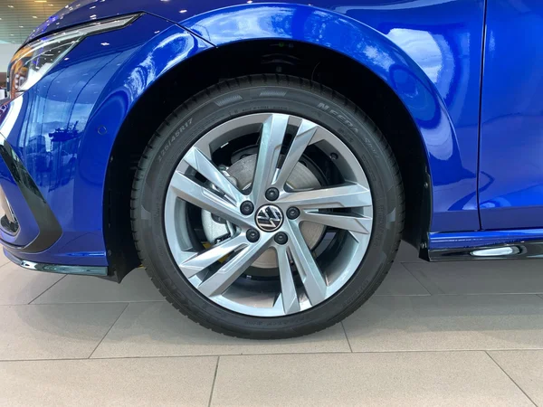 VOLKSWAGEN Golf VIII SW (2024) — foto 7 van 15
