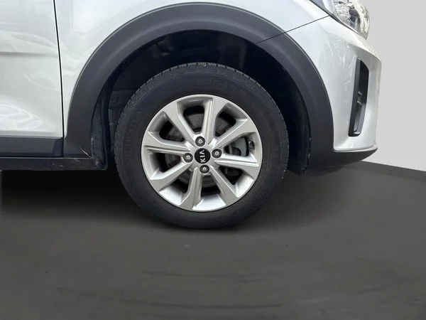 Kia Stonic (2018) — foto 13 van 16