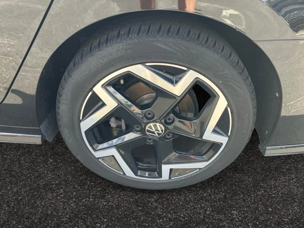 VOLKSWAGEN Golf VIII SW (2025) — foto 7 van 25