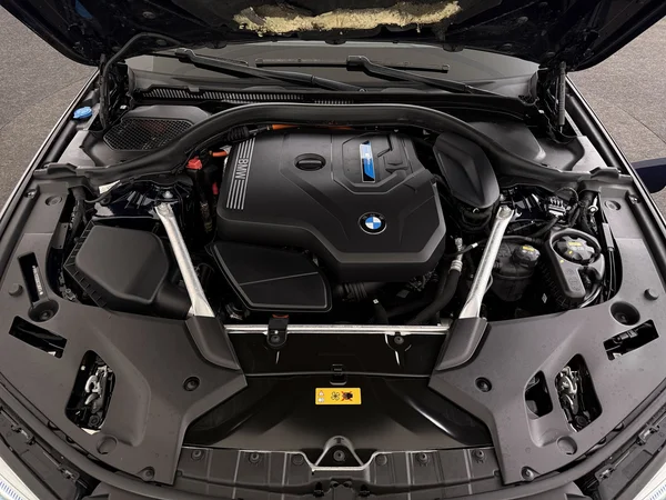 BMW 530 (2021) — foto 6 van 36