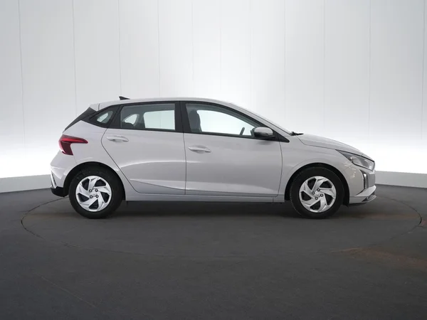 Hyundai i20 (2024) — foto 25 van 28