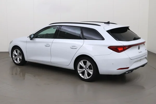 Seat Leon ST (2021) — foto 13 van 19