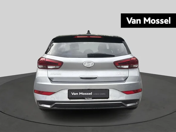 Hyundai i30 (2025) — foto 9 van 15