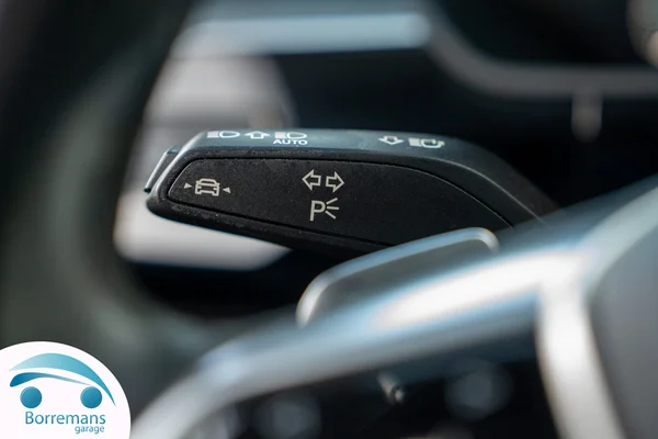 Audi e-tron (2022) — foto 27 van 33