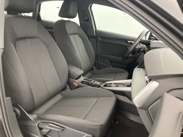 AUDI A3 Sedan (2021) — foto 14 van 27