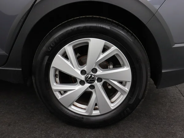 VOLKSWAGEN Taigo (2024) — foto 7 van 28