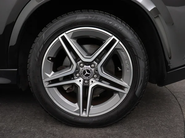 MERCEDES GLE 350 (2021) — foto 7 van 33