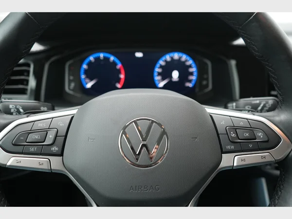 VOLKSWAGEN Polo (2024) — foto 21 van 25