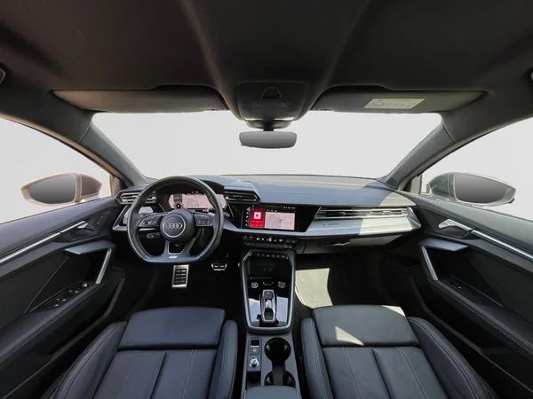 AUDI A3 Sportback (2024) — foto 16 van 22