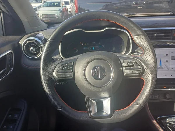MG ZS (2023) — foto 5 van 23